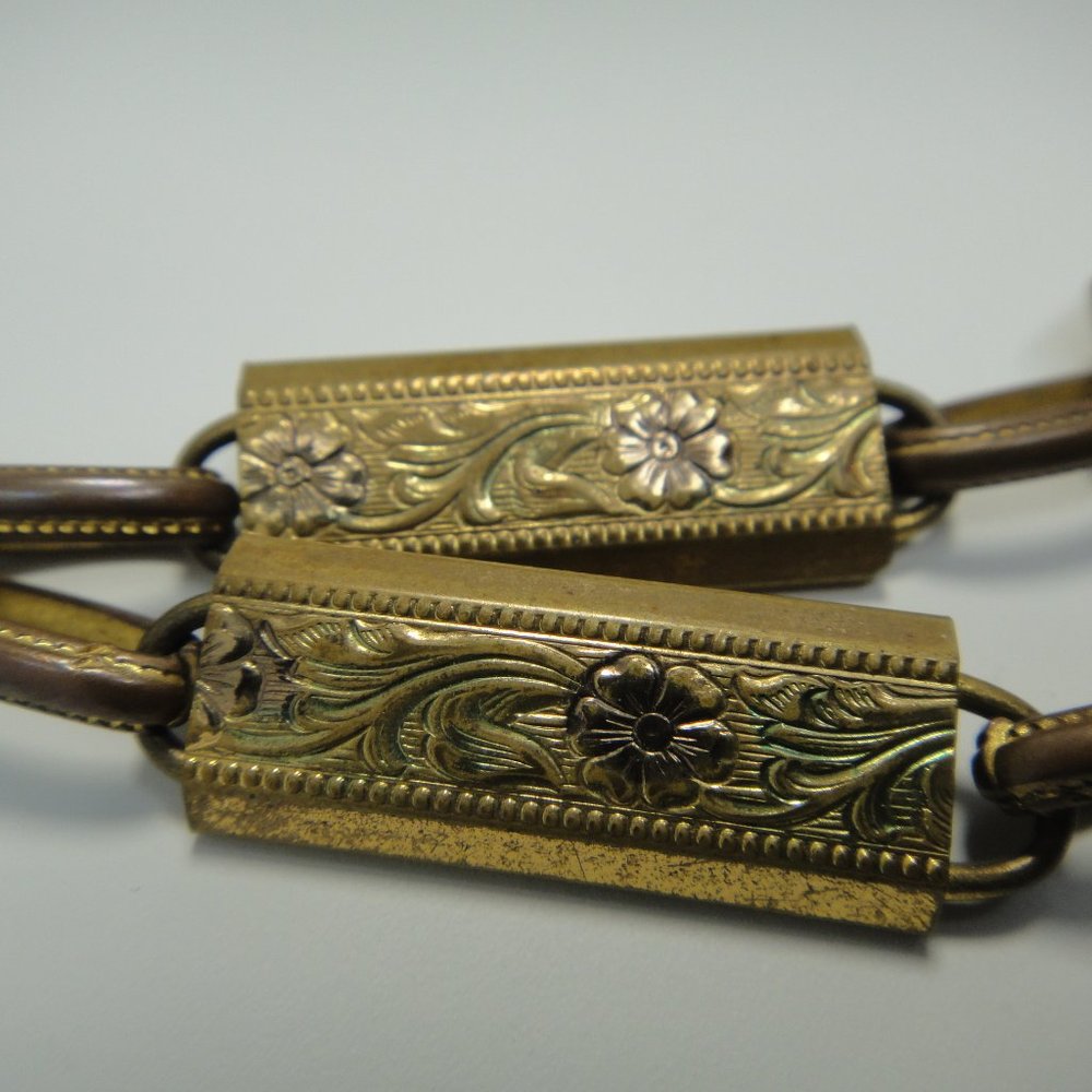 Victorian Book Chain Necklace Choker Brass Gold - Picture 5 of 10